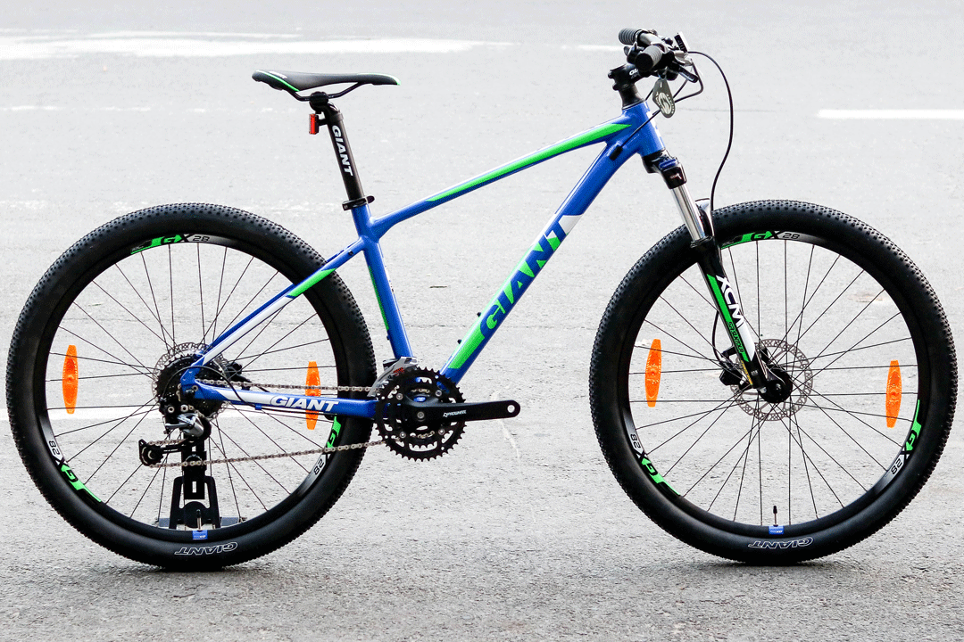 Mua xe đạp Giant ATX 2 màu xanh đậm với phong cách thể thao
