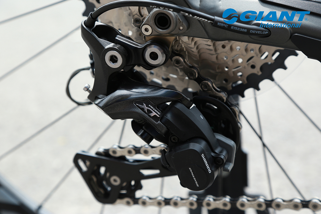 Bộ truyền động Shimano XT chuyên cho đường địa hình hiểm trở