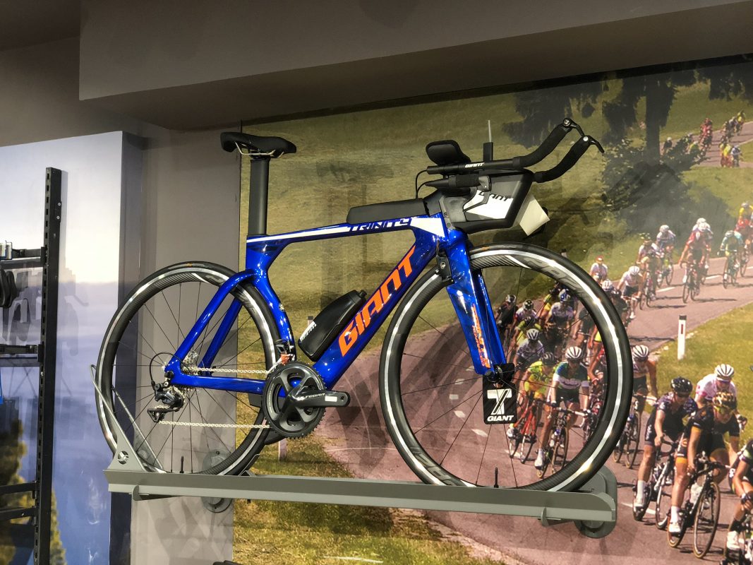 Giant Trinity Advanced - xe đạp đua tính giờ được Trisport phân phối
