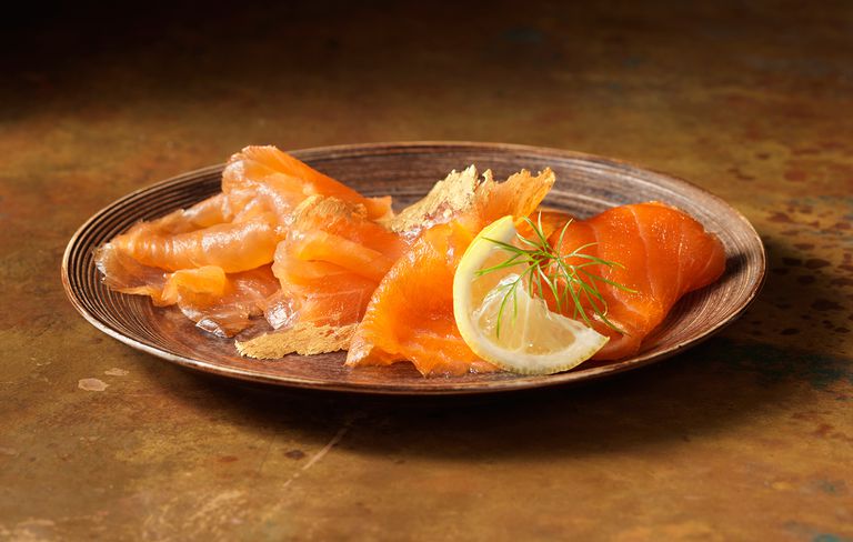 Cá hồi giàu Omega-3 tốt cho người đạp xe