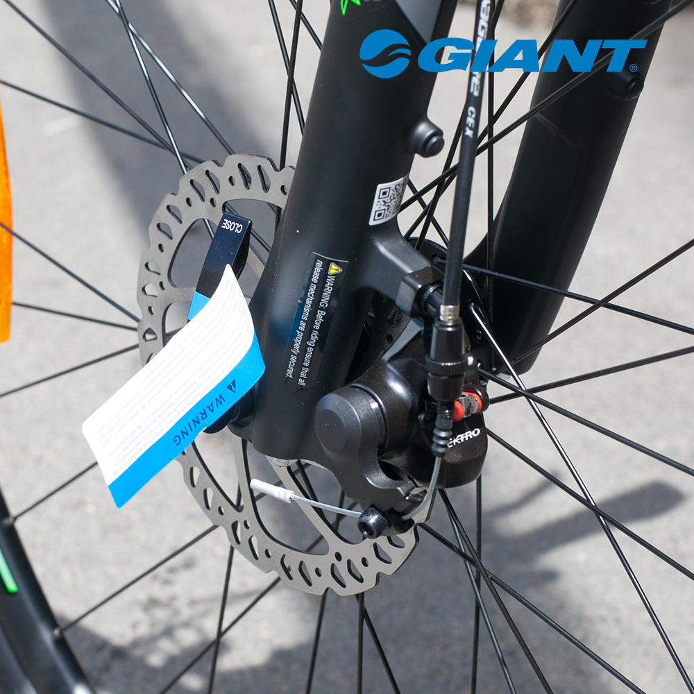 Cận cảnh thắng đĩa của xe đạp Roam 3 Disc