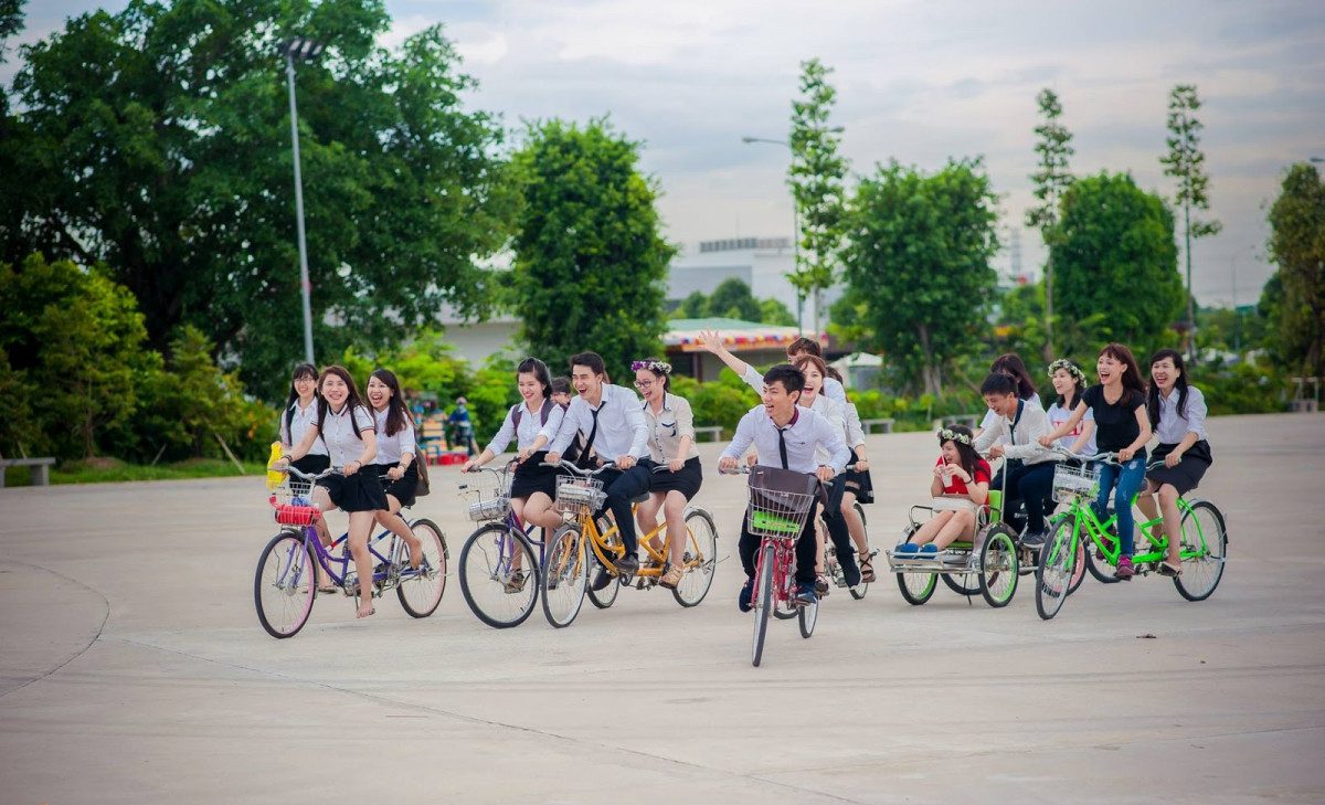 Đạp xe đến trường giúp các bạn học sinh có những phút giây thư giãn