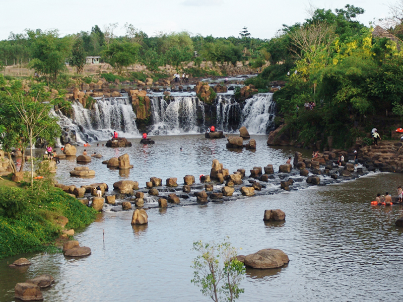 Vẻ đẹp hoang sơ các phượt thủ dễ dàng bắt gặp khi đến thác Giang Điền