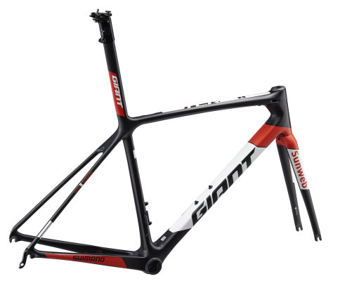 TCR Advanced SL Team 2019 – Chiến mã đường đèo
