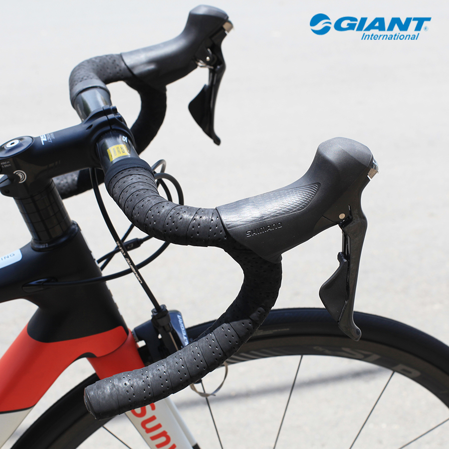 Ghi đông Giant Contact SL thiết kế vừa vặn với khung xe