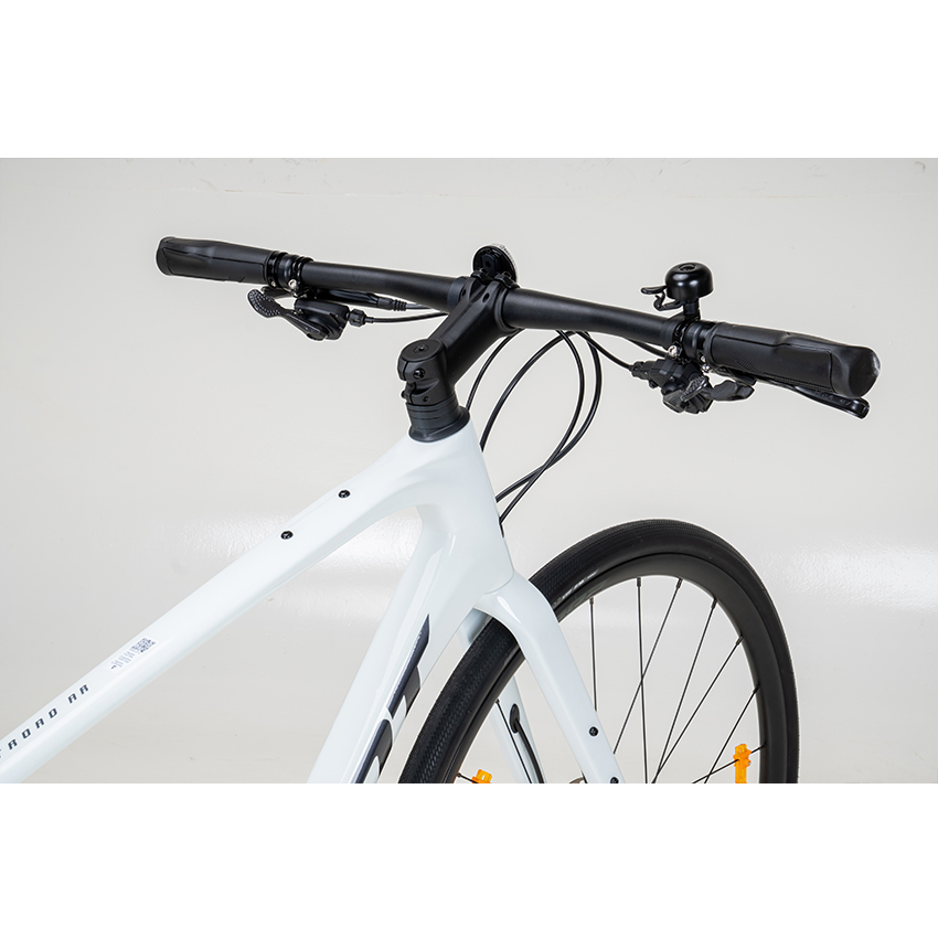 2026_FastroadADVAR1A_White_11